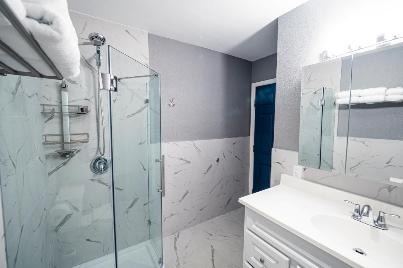Newly Renovated 3Br2Ba Duplex With Private Dock Villa Key Colony Beach Dış mekan fotoğraf
